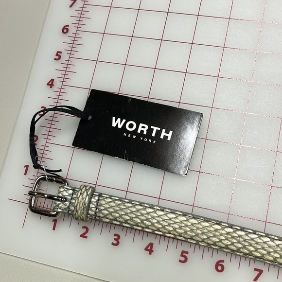 WORTH NWT 100% Snakeskin Pebble Khaki Green Snake Skin 38\